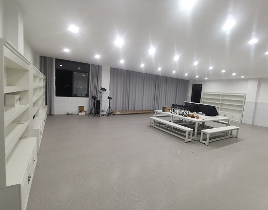 榕江職業(yè)學校直播實訓室